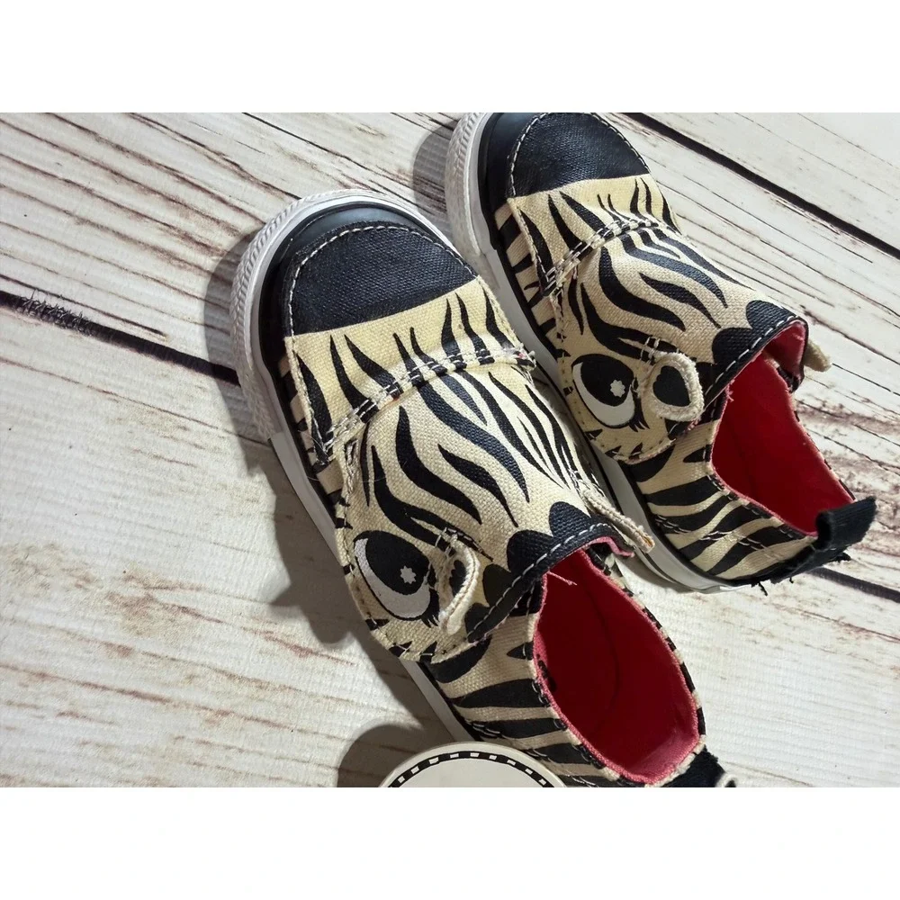 Converse Chuck Taylor All Star Zebra Slip On Toddler Shoes 742828F Black White 8